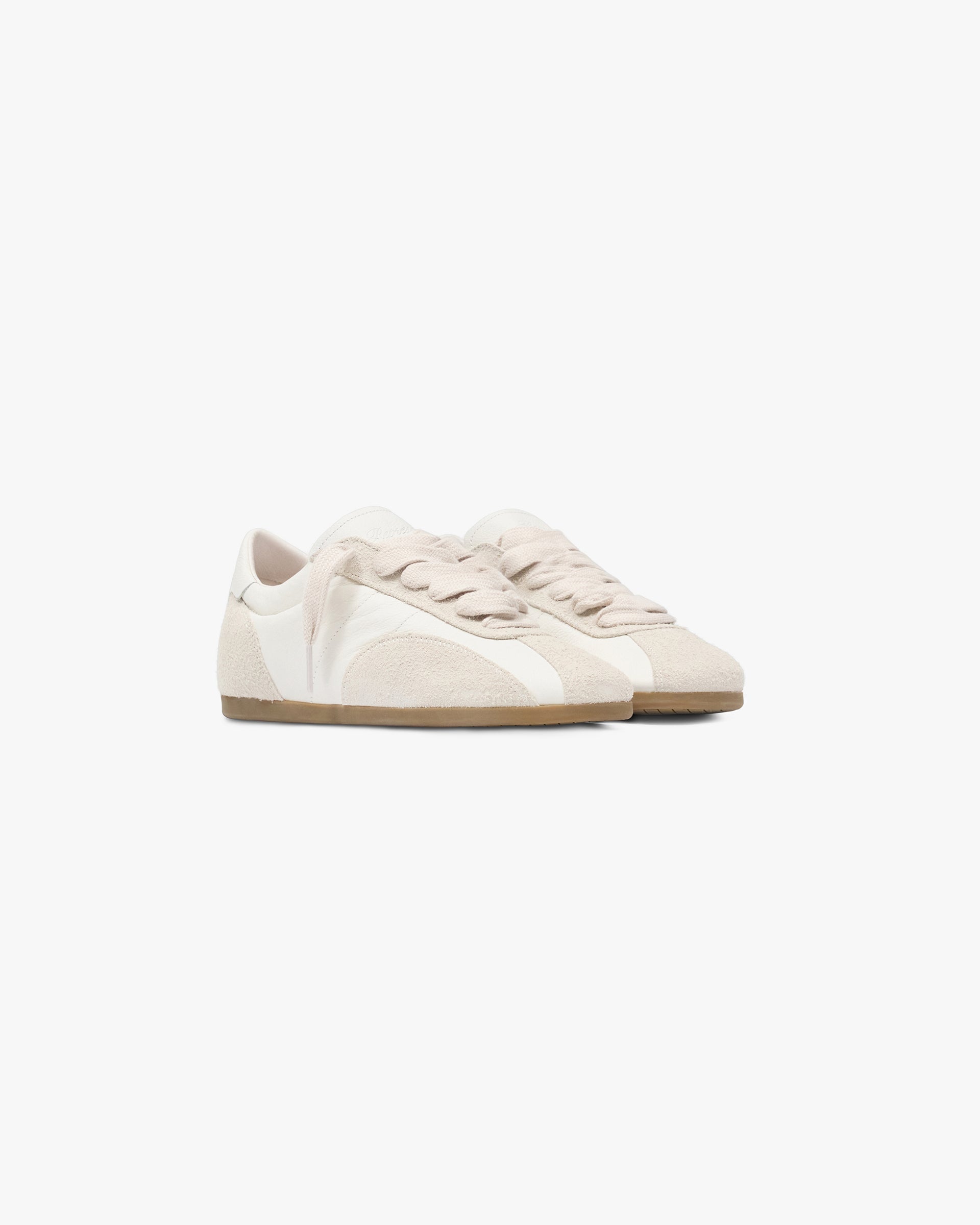 Low-Pro_Leather_Suede_-_Flat_White_Grey_02.jpg