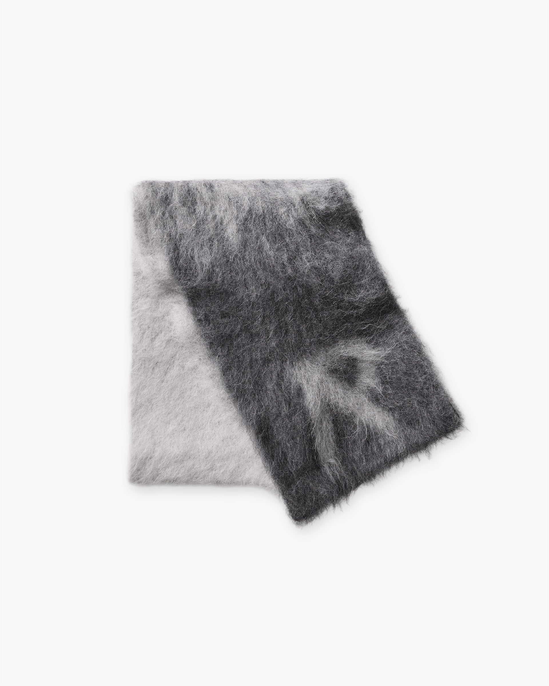 Mohair R Scarf - Grey00002.jpg