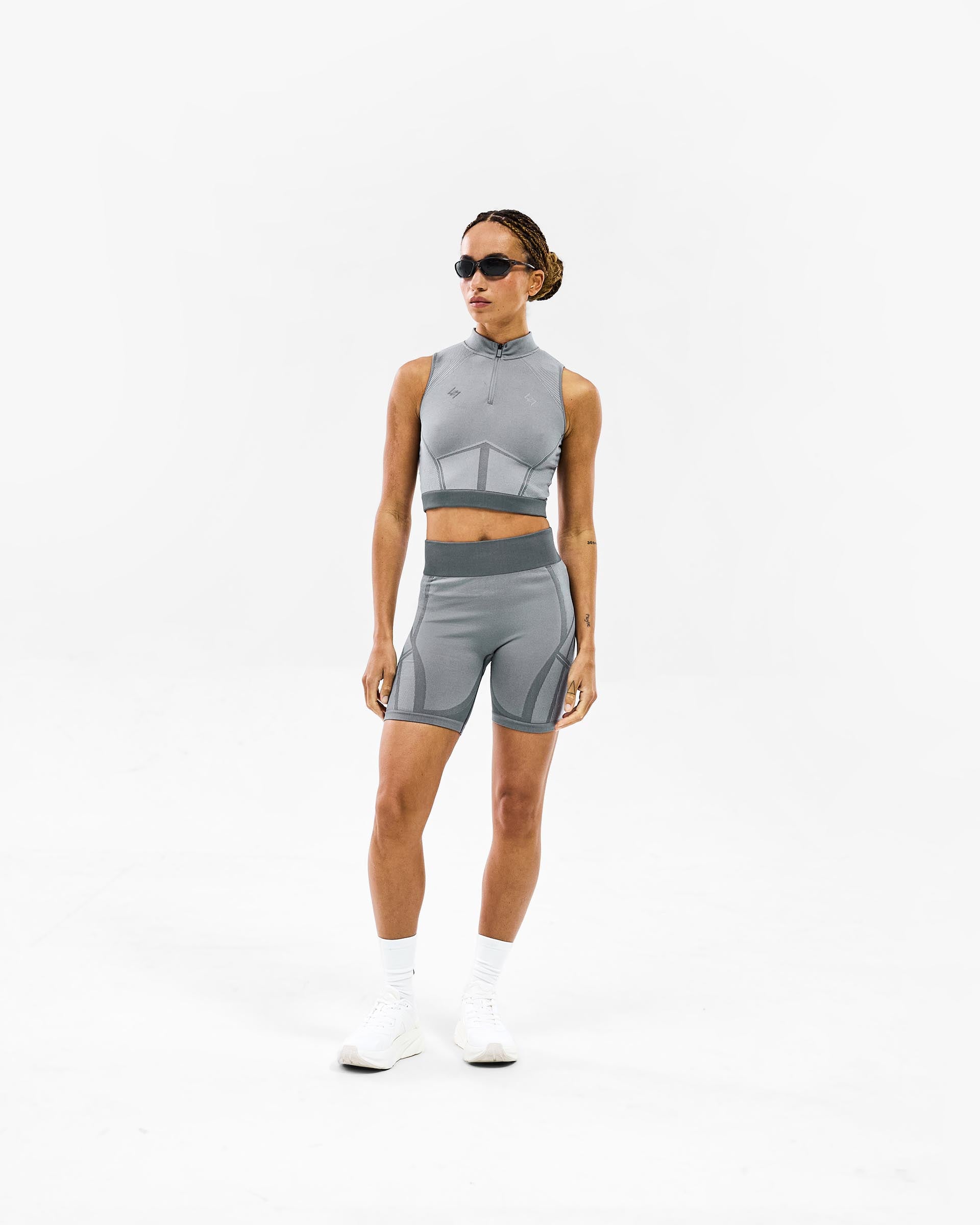 247 Hydro Seamless Training Short - Ice Grey
