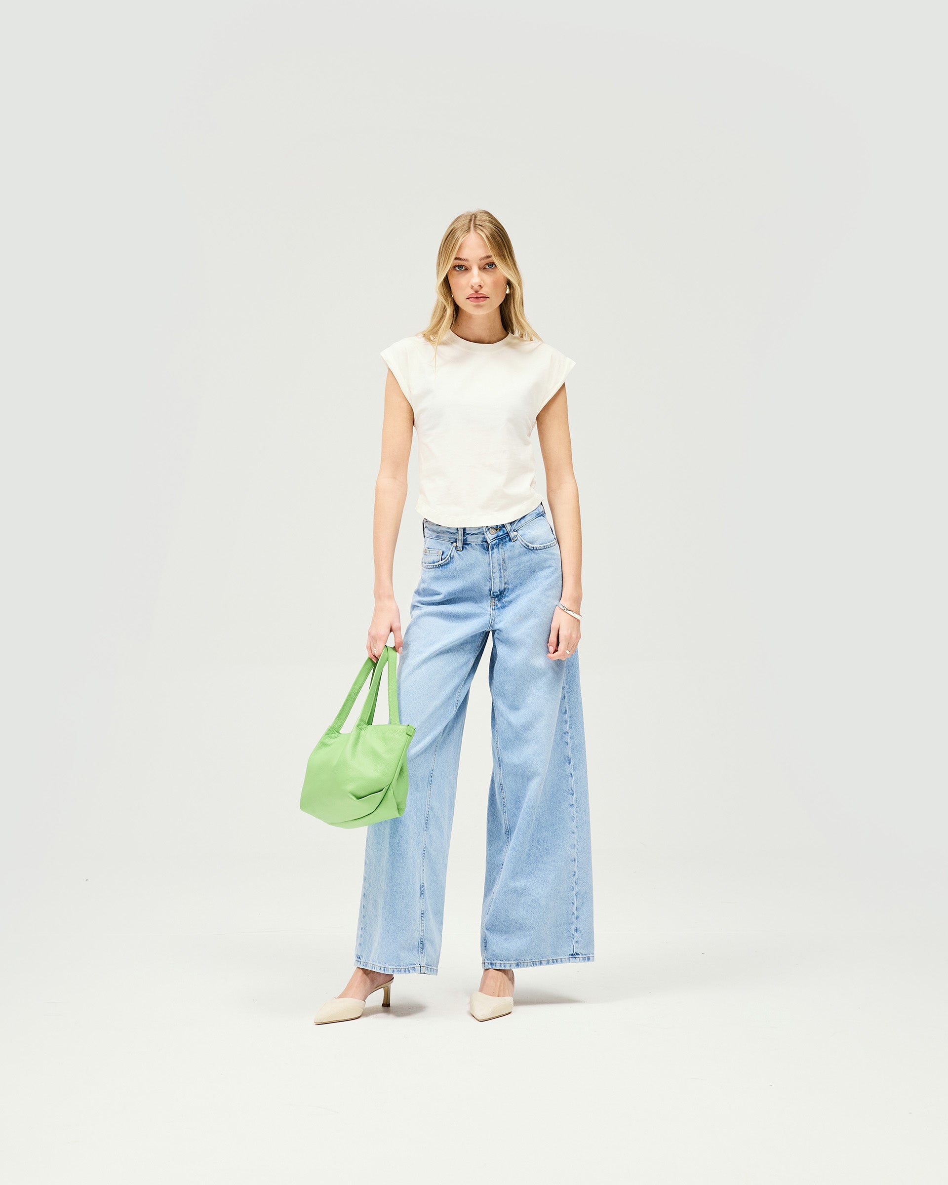 Mid Rise Wide Leg Jean - Washed Blue