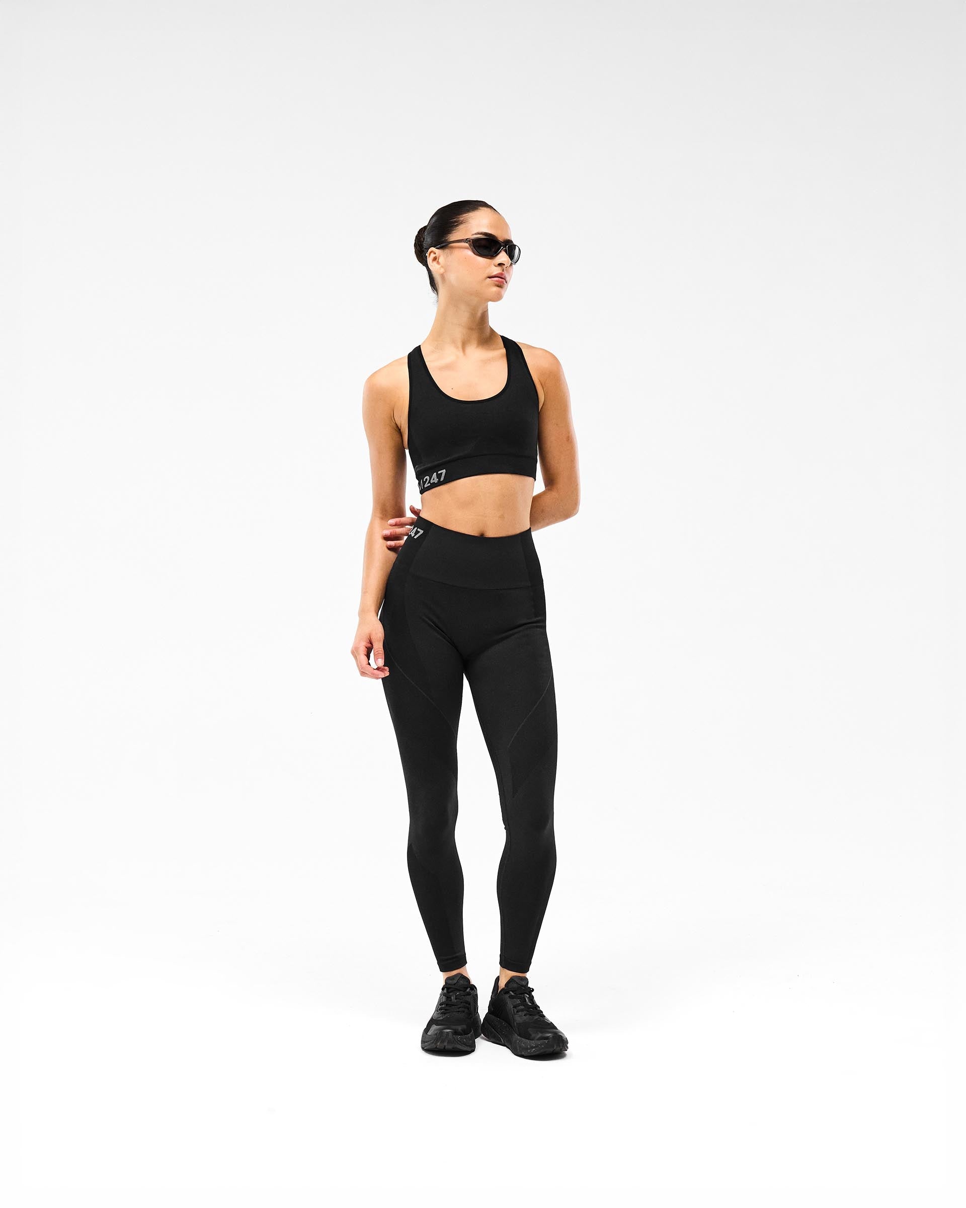 247_Stride_Seamless_Bra_-_Black_03.jpg