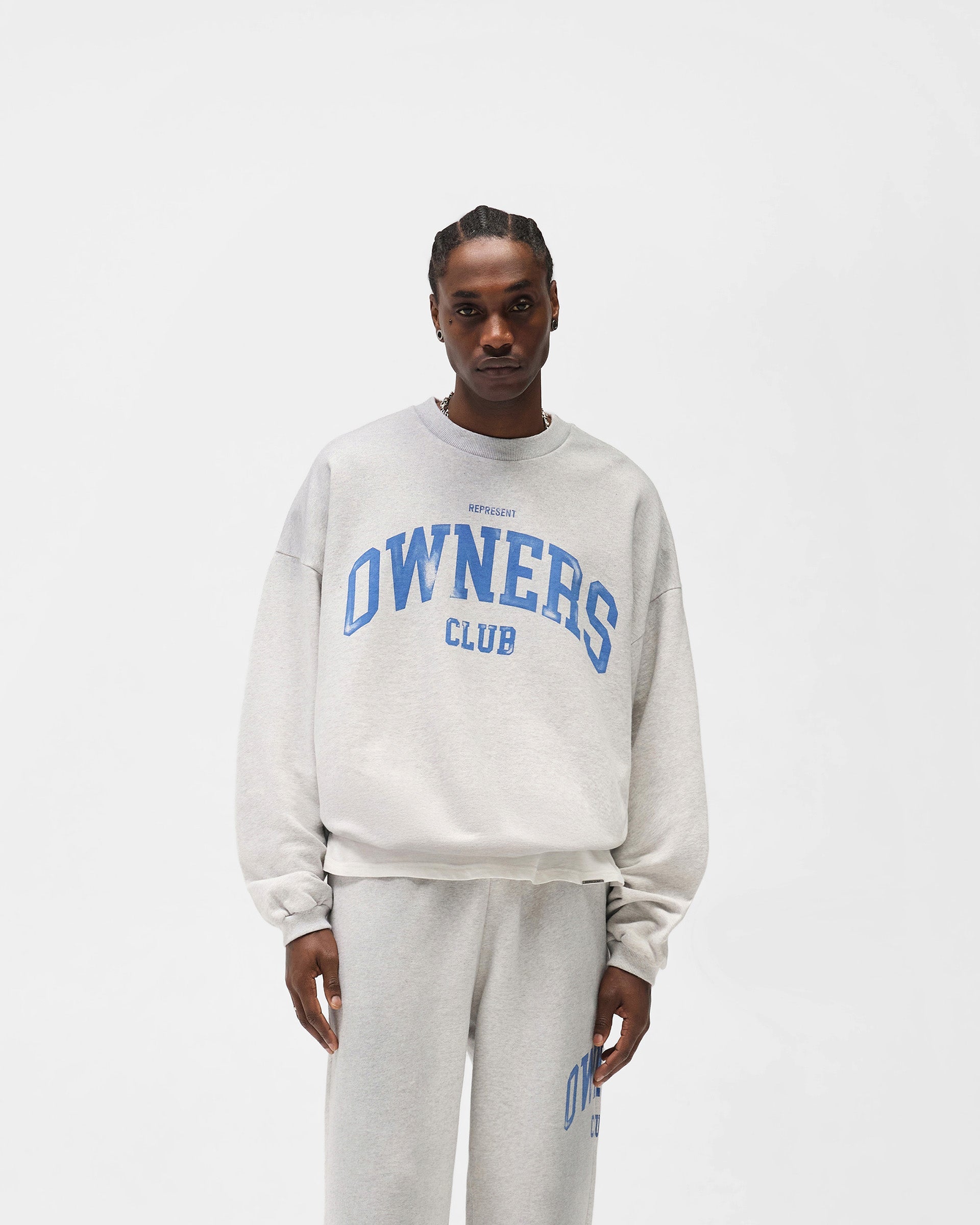 Represent_Owners_Club_Sweater_-_Sprayed_Ice_Grey_Marl_03.jpg