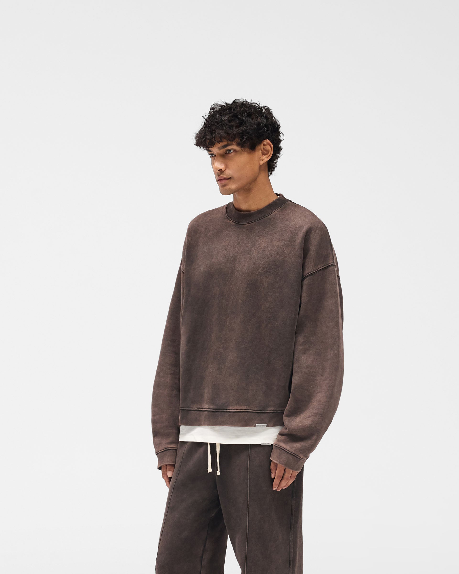 Initial_Boxy_Sweater_-_Coffee_02.jpg