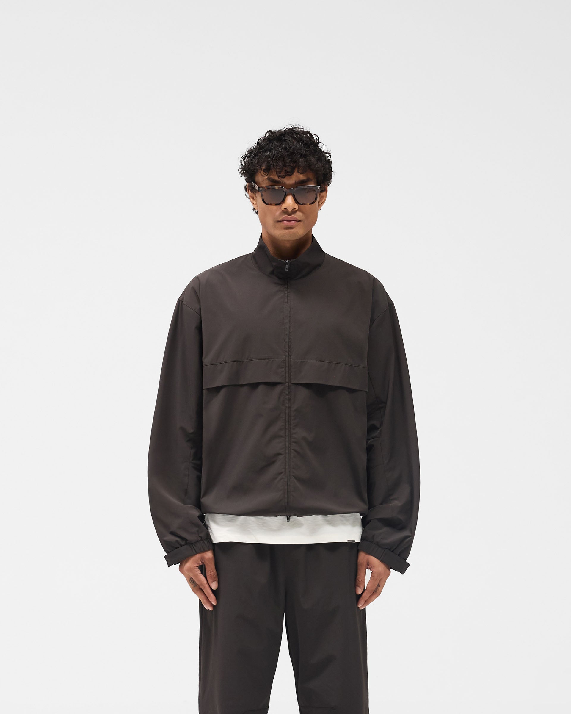 Nylon_Track_Jacket_-_Coffee_03.jpg