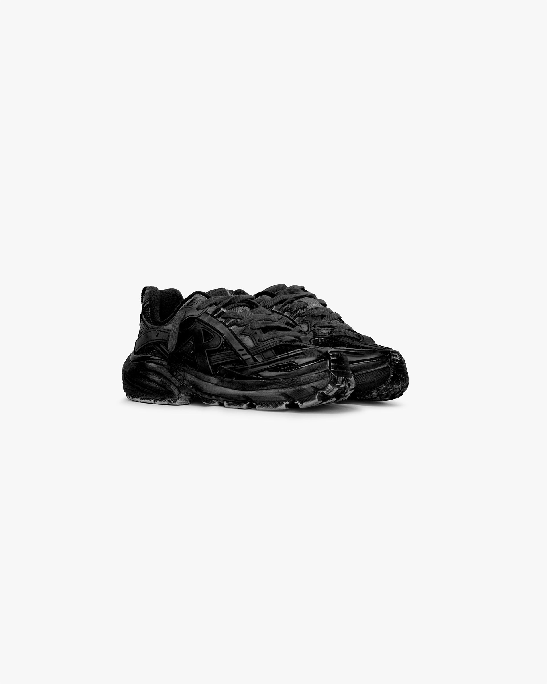 Storm Runner - Dip Dye Off Black