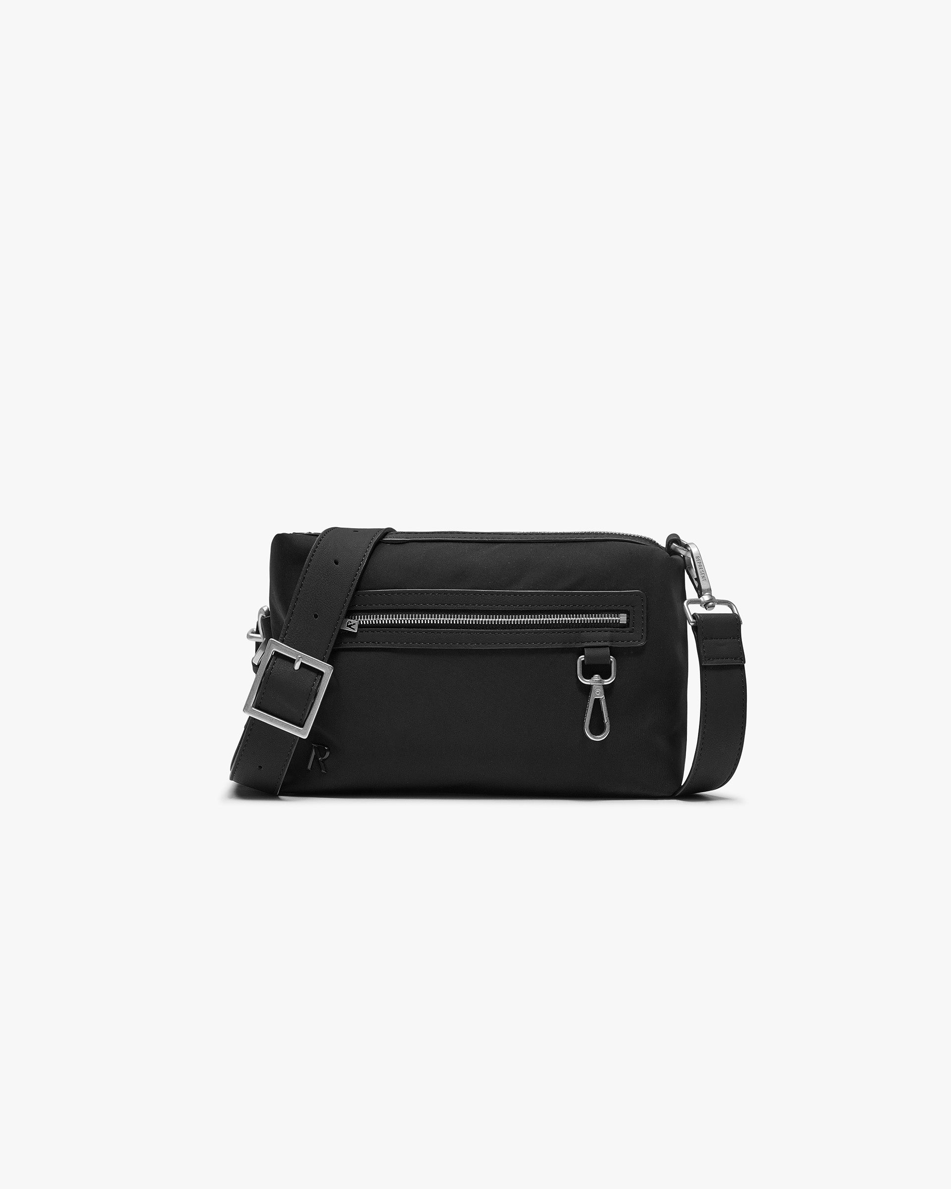 Nylon_Messenger_Bag_-_Black_02.jpg