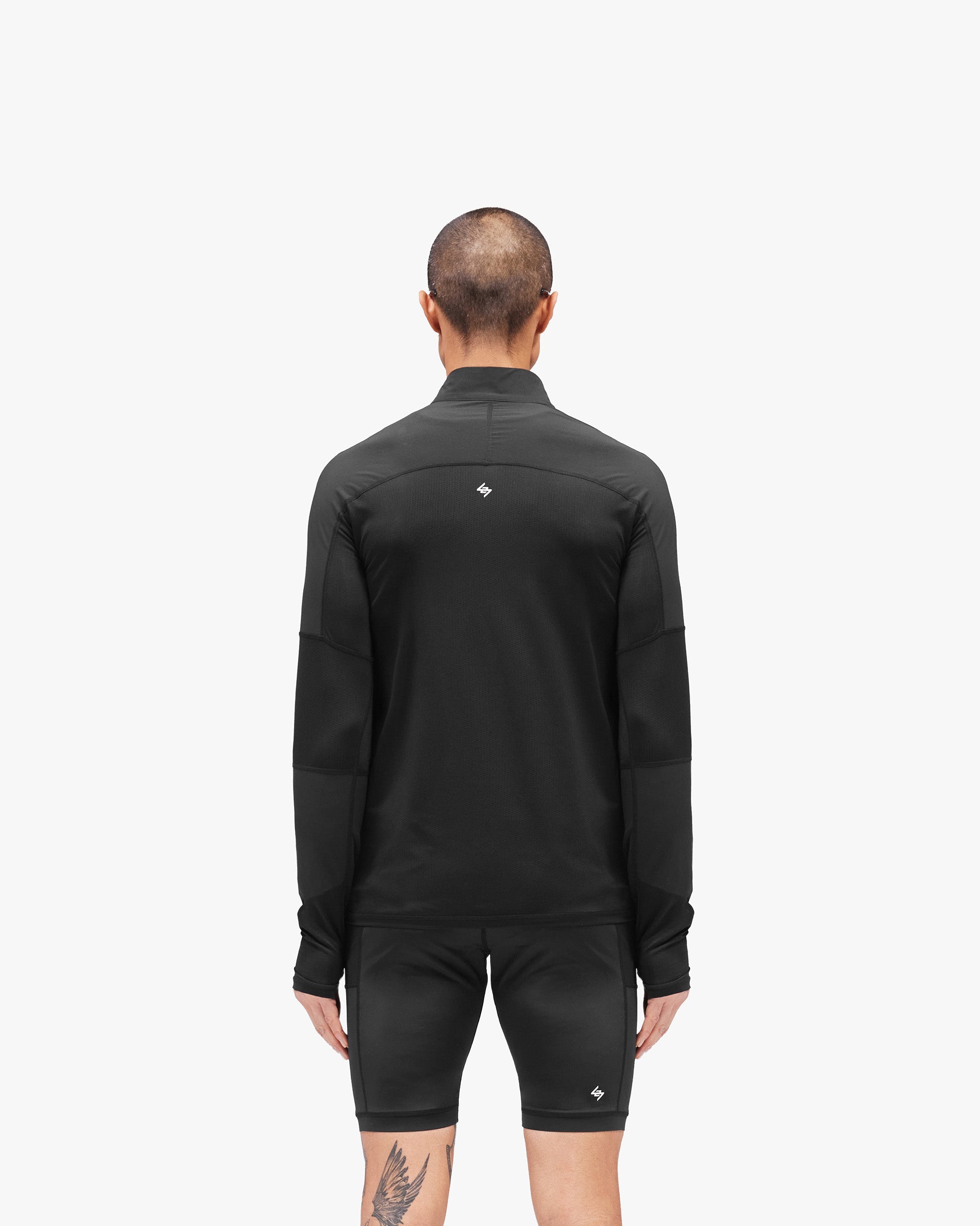 247_Run_Quarter_Zip_-_Jet_Black_04.jpg