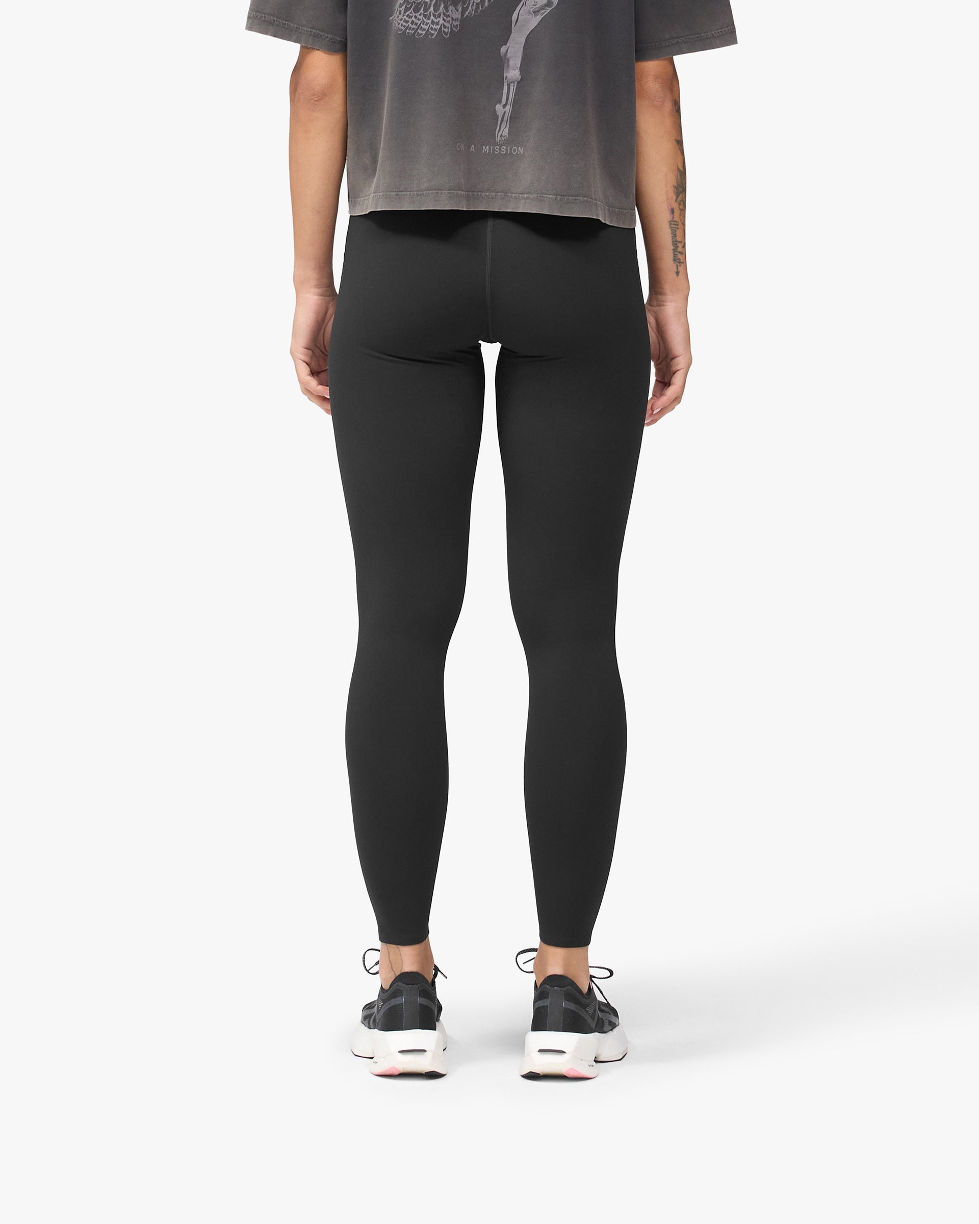 247 On A Mission Legging - Jet Black