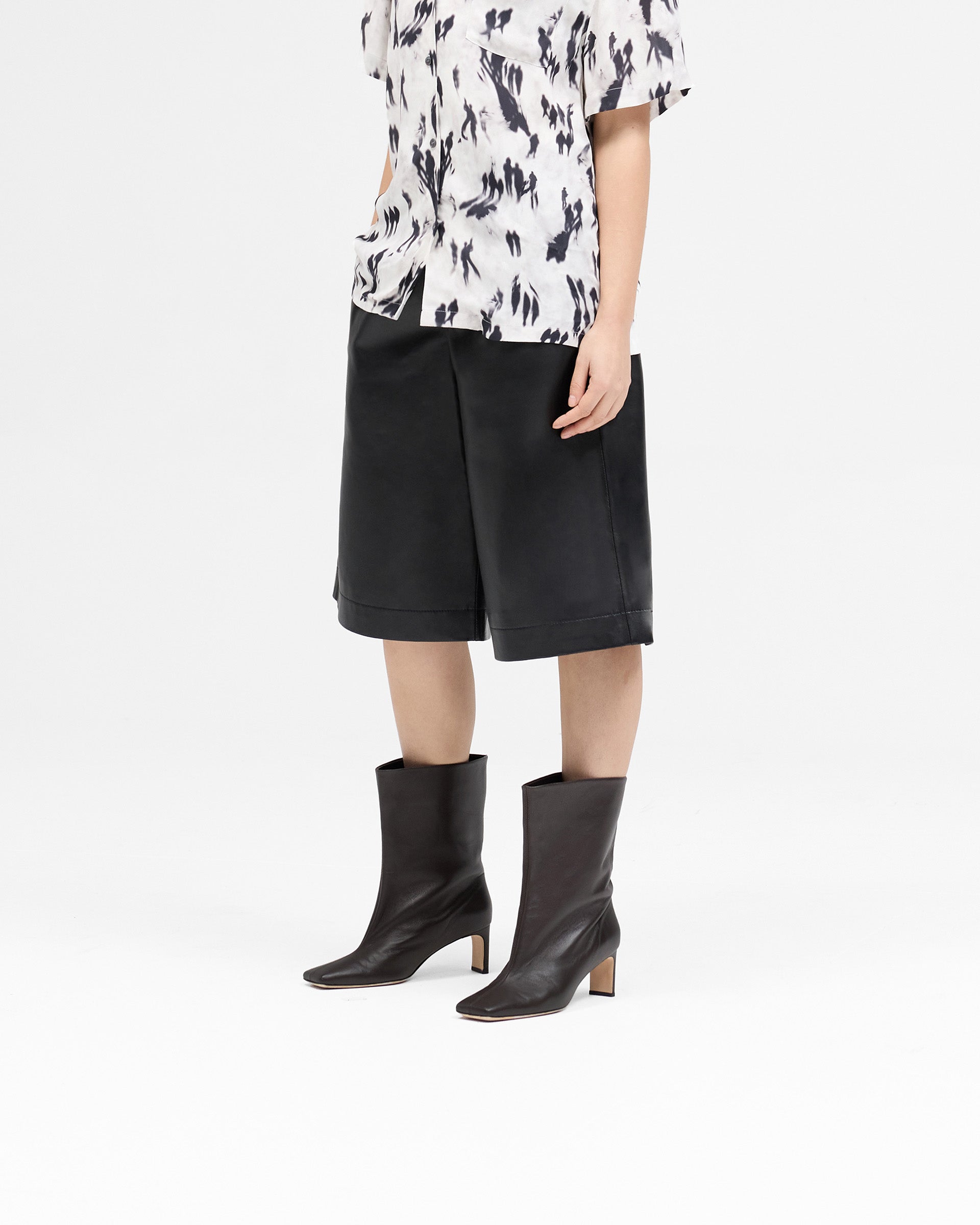 Fuel Shorts - Jet Black