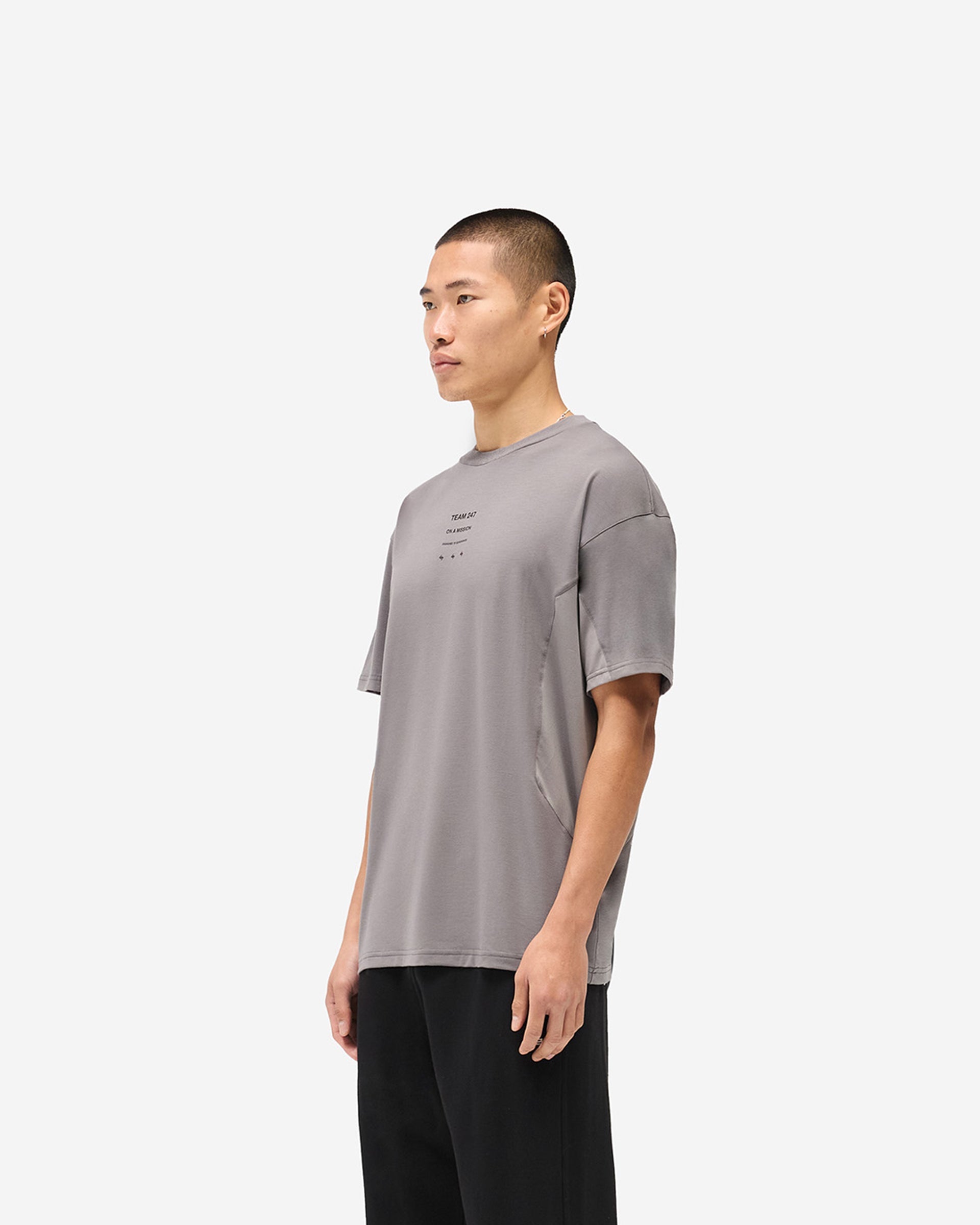 247_Uprising_Oversized_T-Shirt_-_Steel_01.jpg