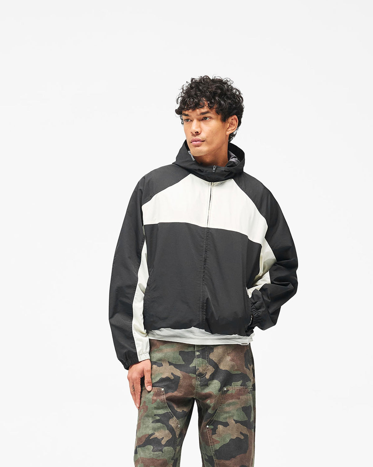 Gh Tech Jacket - Jet Black - Cropped Model - Front