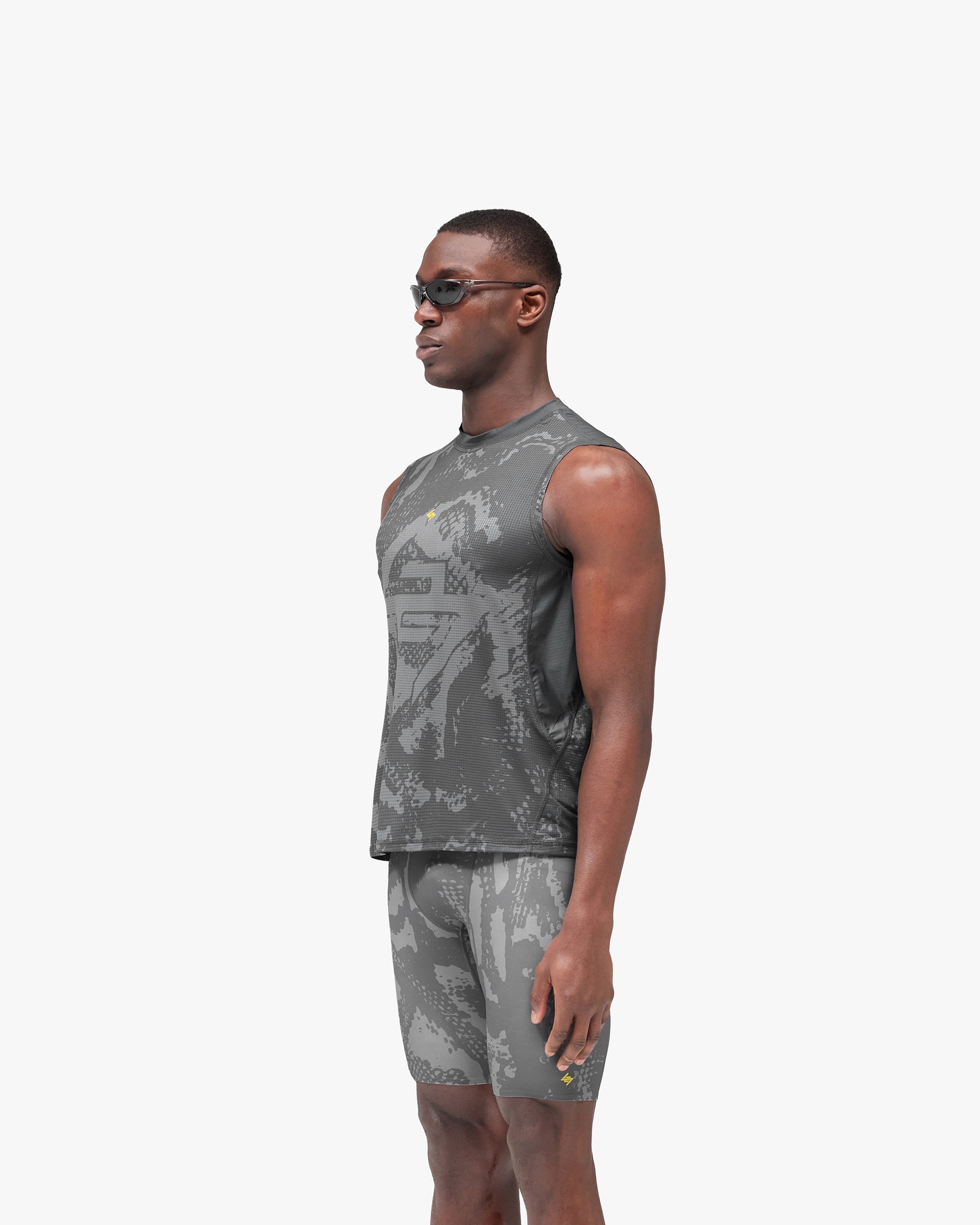 247_London_Tank_-_Vintage_Grey_04.jpg