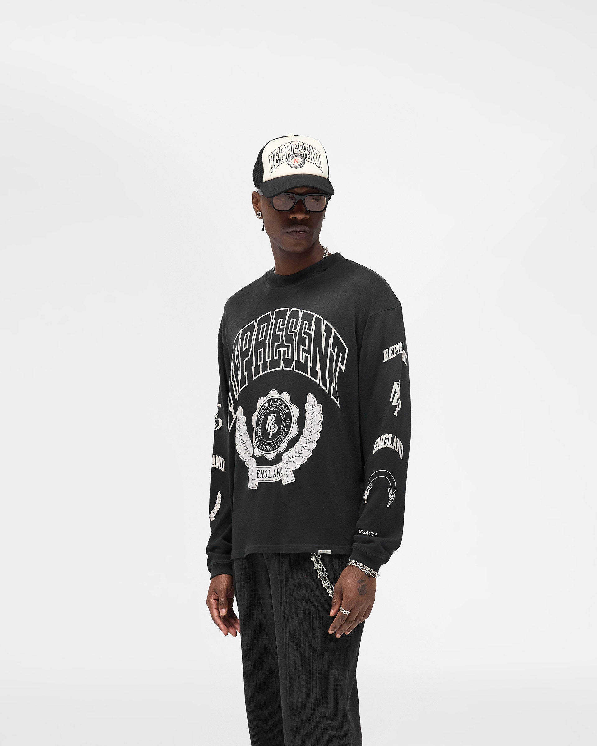 Legacy_Crest_Long_Sleeve_T-Shirt_-_Stained_Black_02.jpg