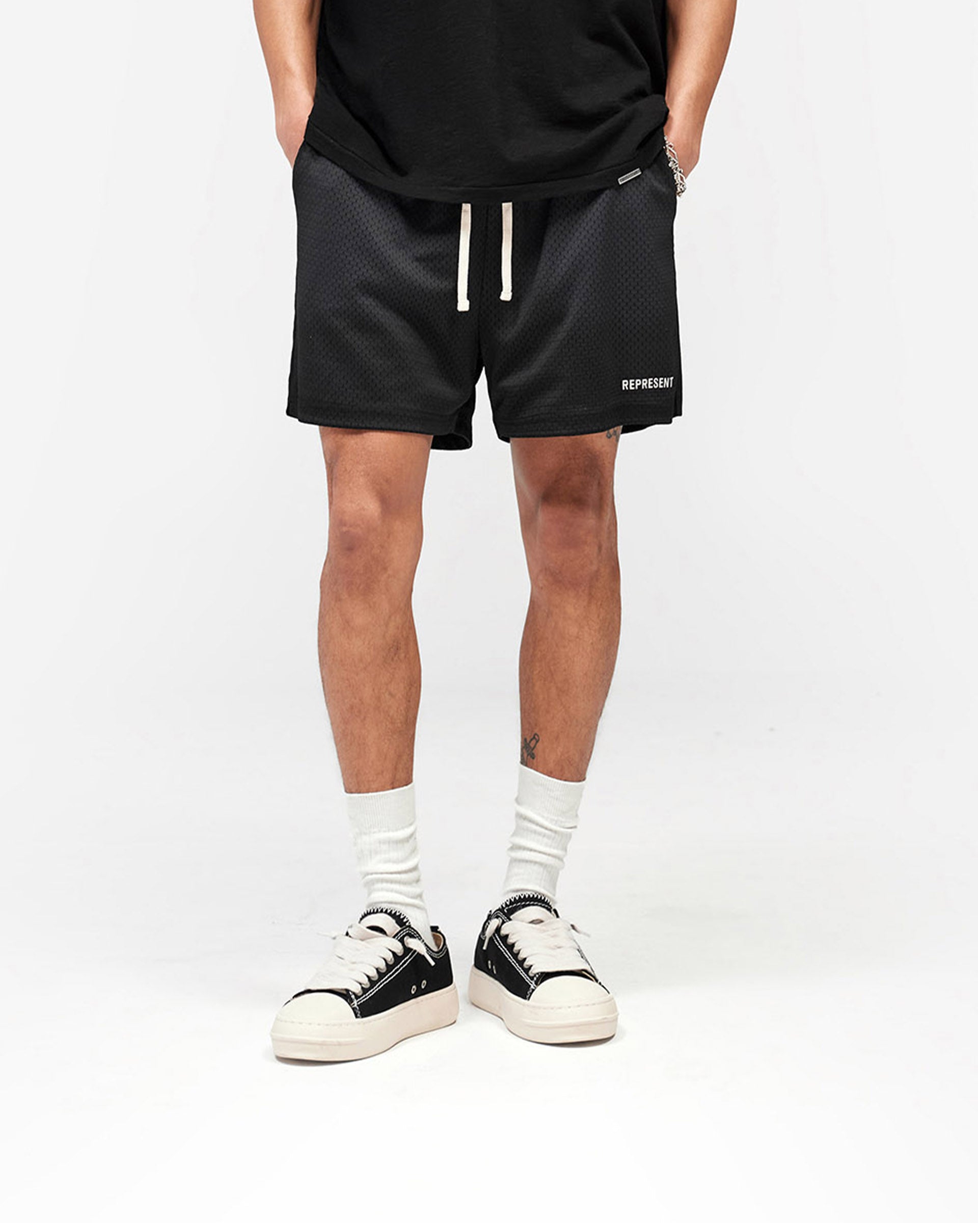 Washed_Mesh_Shorts_-_Washed_Black_03.jpg