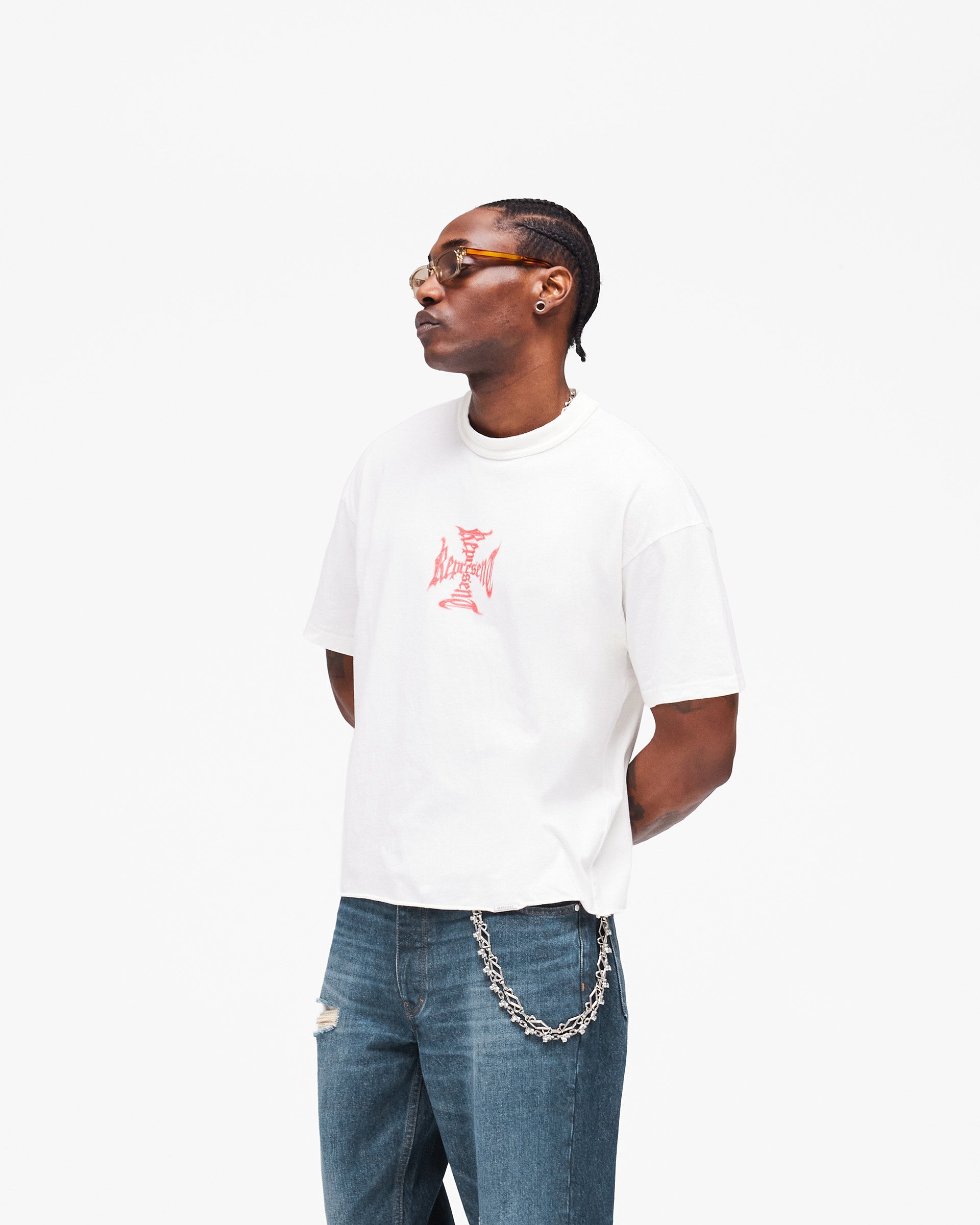 MH_T-Shirt_V2_-_Ash_White_04.jpg