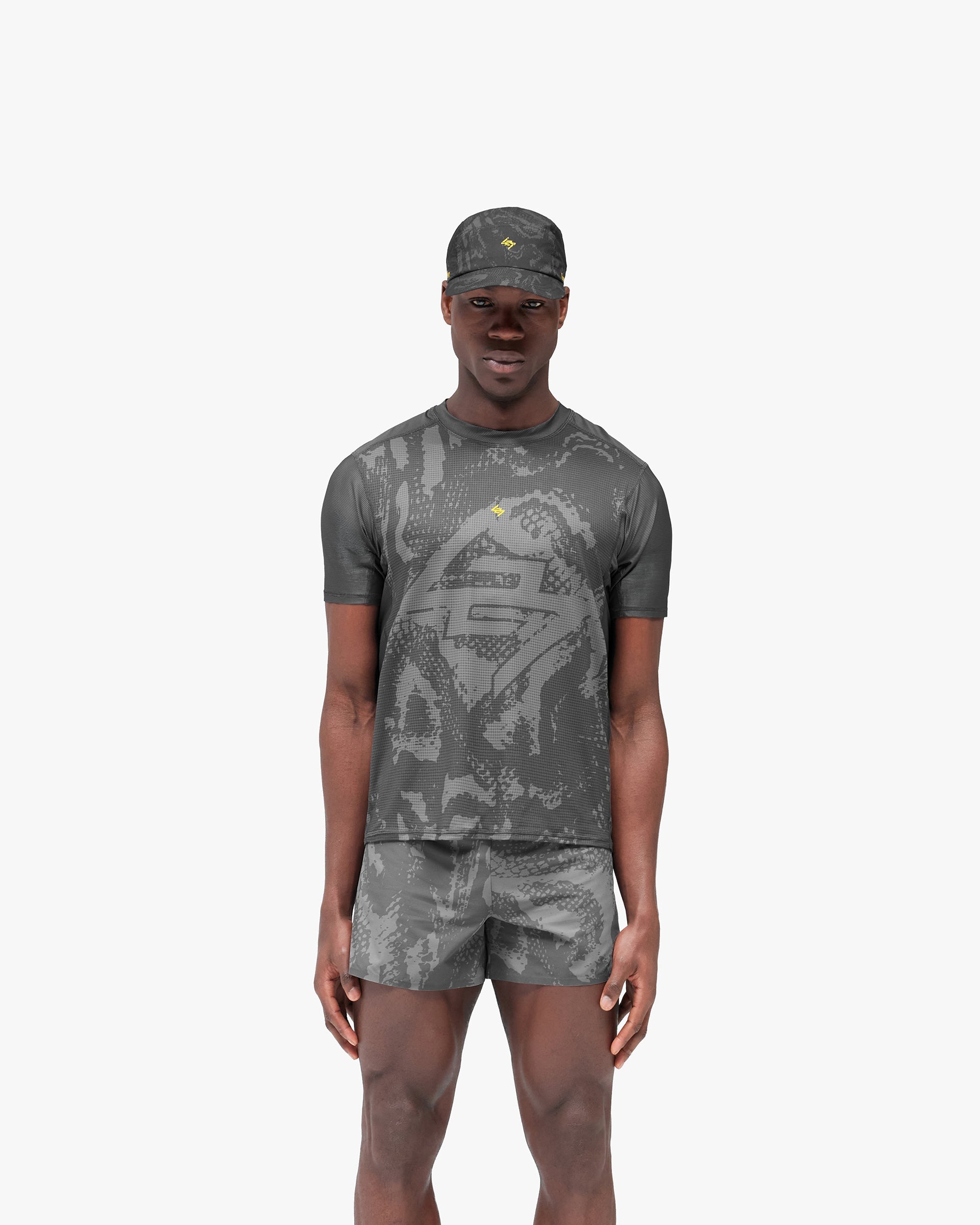 247_London_T-Shirt_-_Vintage_Grey_03.jpg