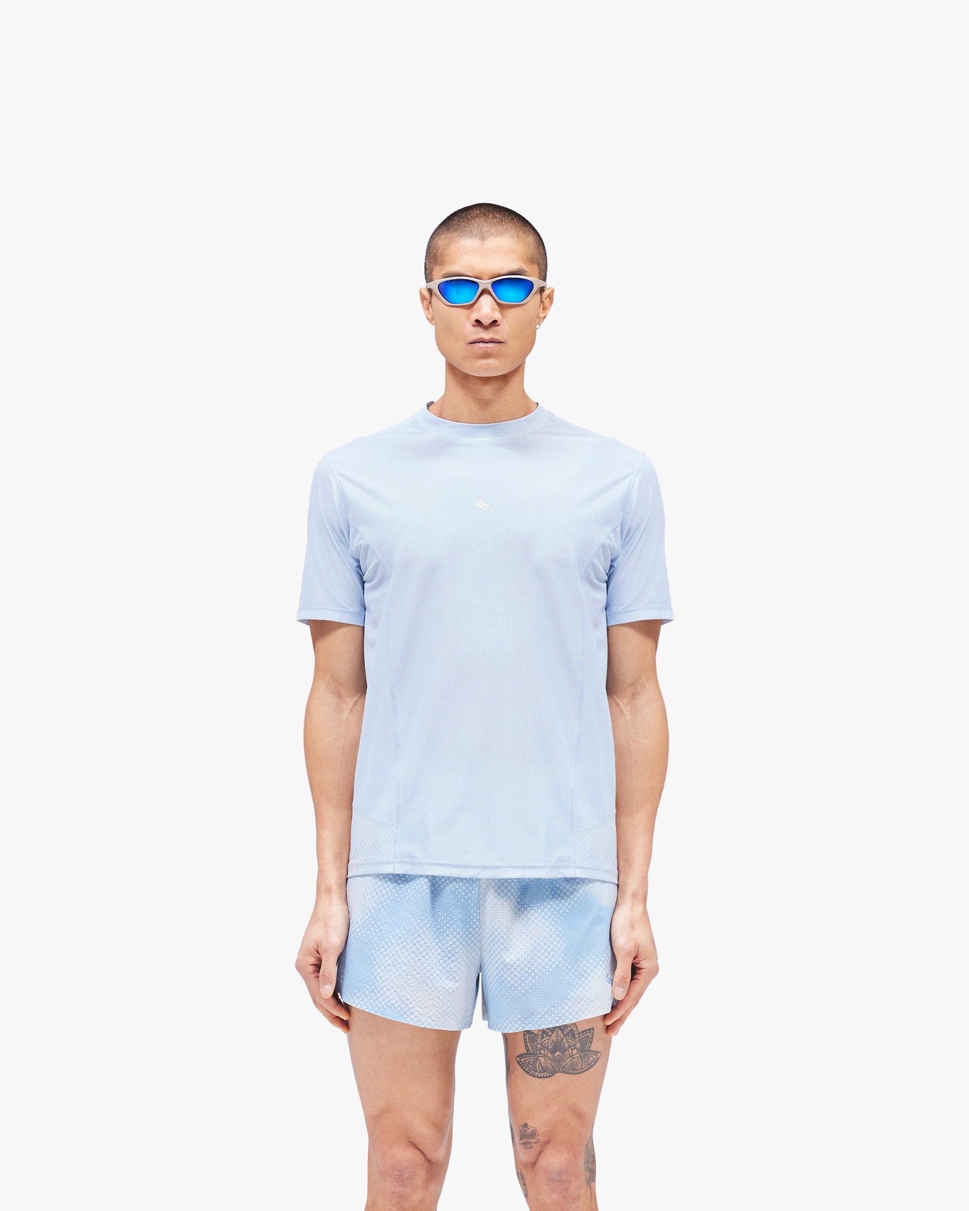 247_Hybrid_T-Shirt_-_Glacier_Fade_Out_03.jpg
