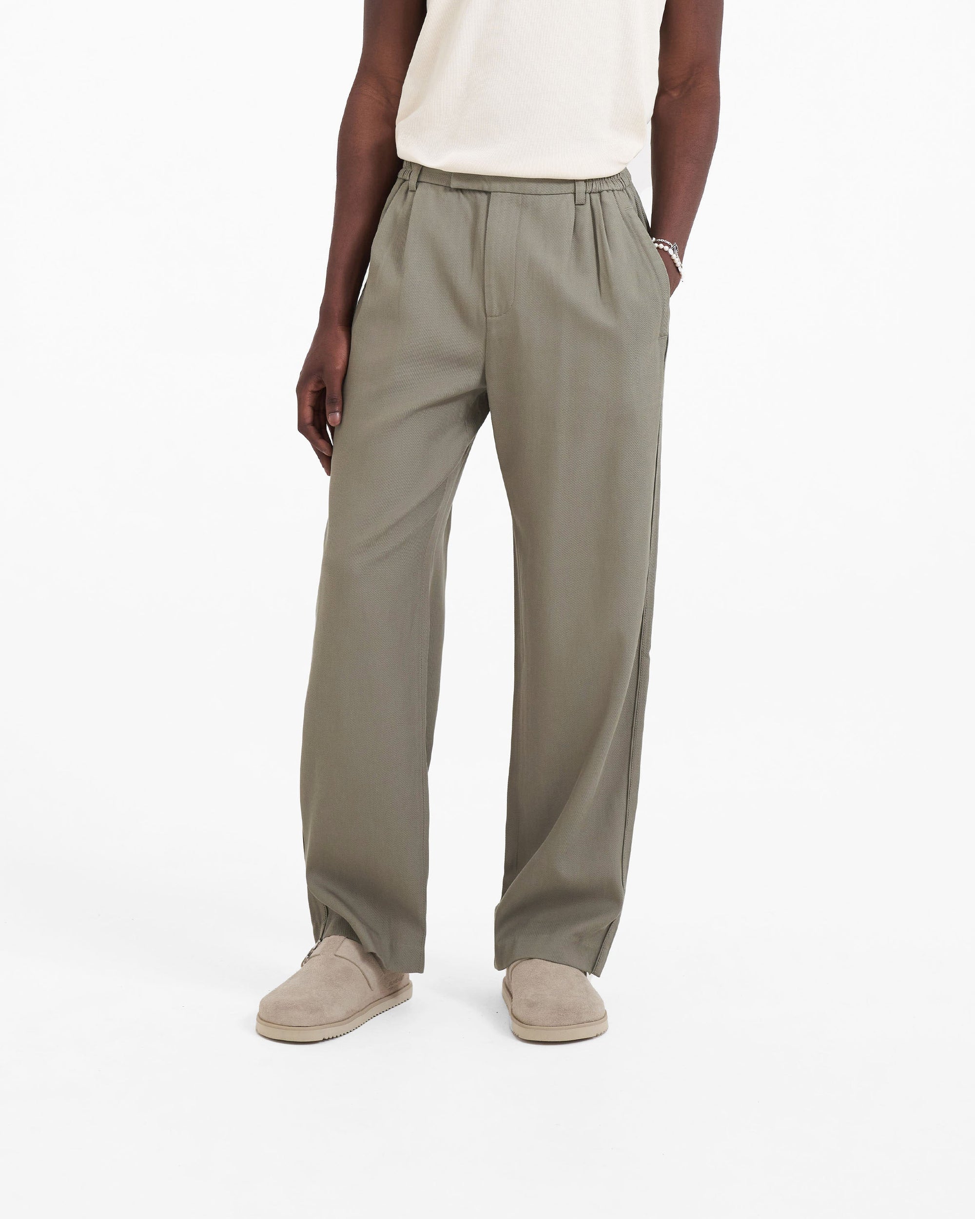 Yacht Pant | Khaki Pants SC23 | Represent Clo